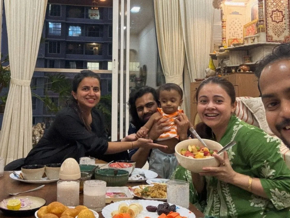 Devoleena Bhattacharjee Celebrates Particular Ramadan With Husband and Son Devoleena Bhattacharjee Celebrates Special Ramadan With Husband and Son; Viral Video Sparks Online Debate