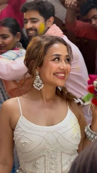 Neha Kakkar Returns From Social Media Break With Holi Track Mera Suit Neha Kakkar Returns From Social Media Break With Holi Song Mera Suit, Fans React To Power Packed Song